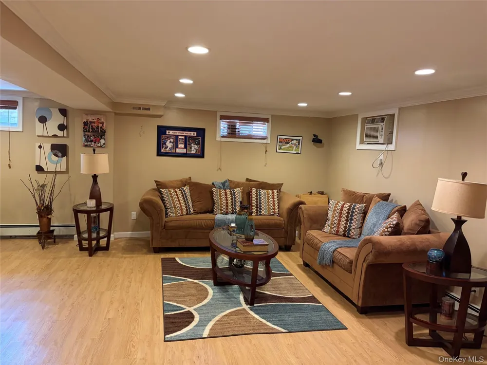 702 Diellen Lane Elmont, NY 11003