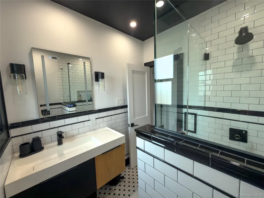 723 W Olive Street Long Beach, NY 11561