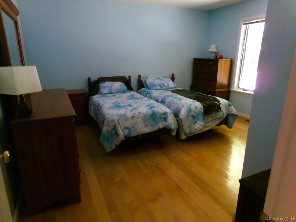 449 White Schoolhouse Road Rhinebeck, NY 12572