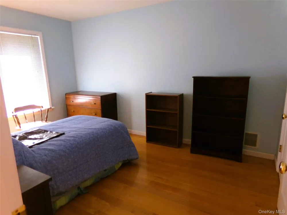 449 White Schoolhouse Road Rhinebeck, NY 12572