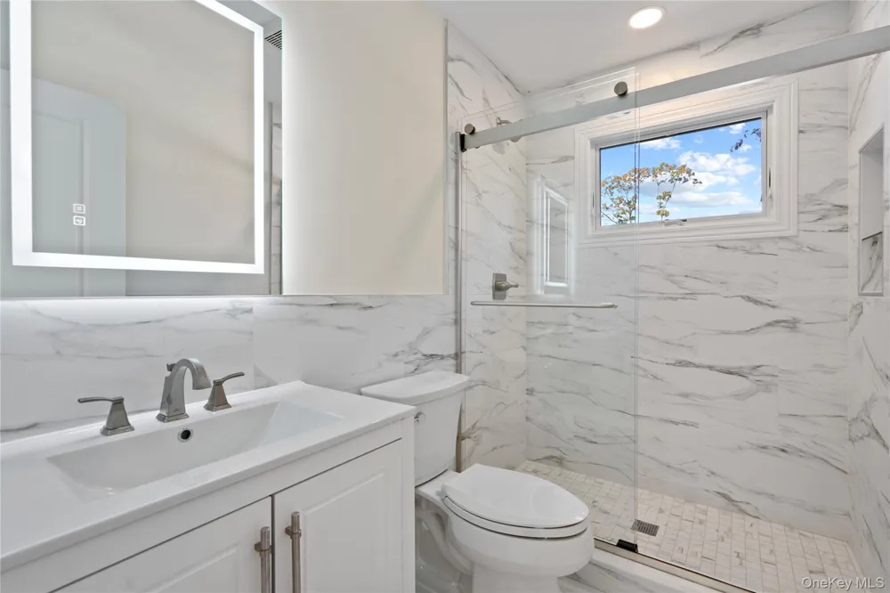 5 Steuben Drive Jericho, NY 11753