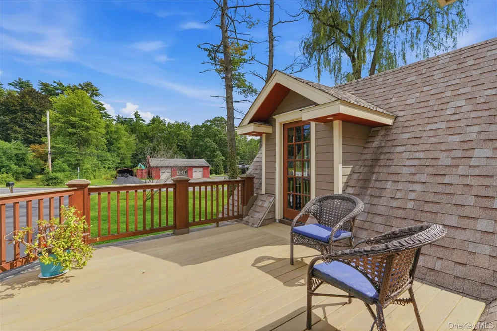 2083 State Route 32 Kingston, NY 12401