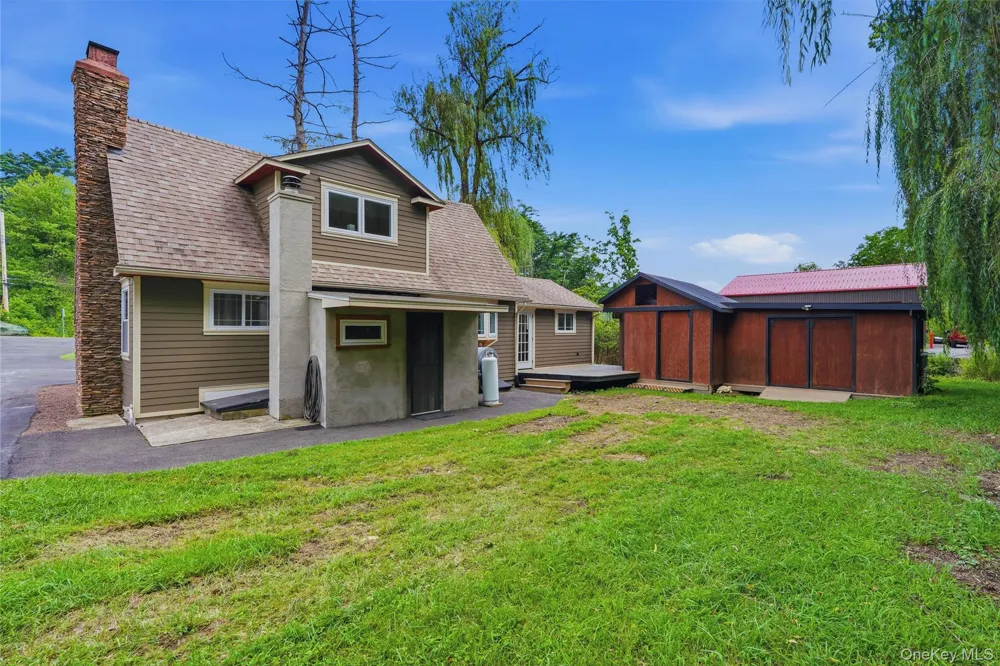 2083 State Route 32 Kingston, NY 12401