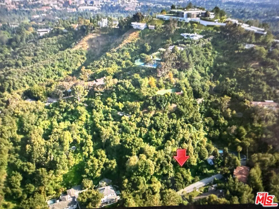 10676 Somma Way Los Angeles, CA 90077