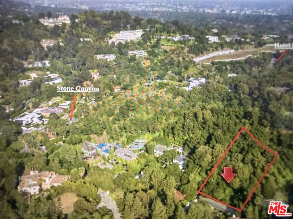 10676 Somma Way Los Angeles, CA 90077