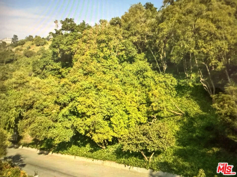 10676 Somma Way Los Angeles, CA 90077