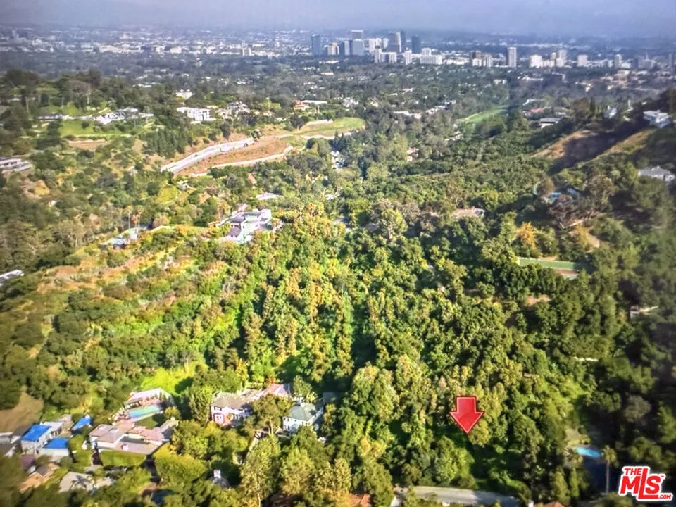10676 Somma Way Los Angeles, CA 90077
