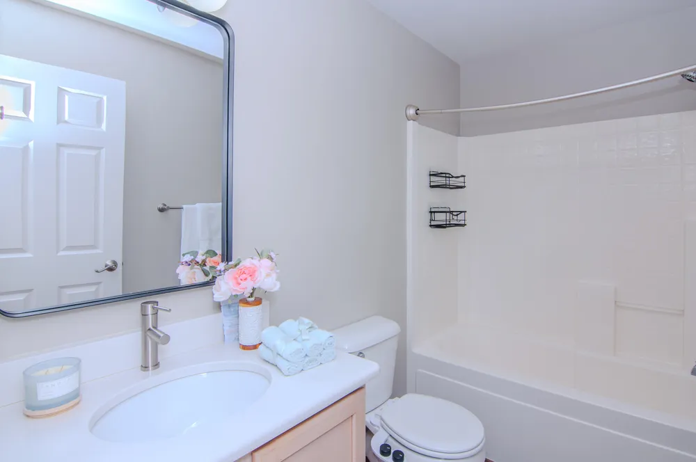 3016 Barclay Way Ann Arbor, MI 48105