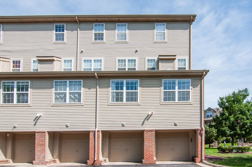 3016 Barclay Way Ann Arbor, MI 48105