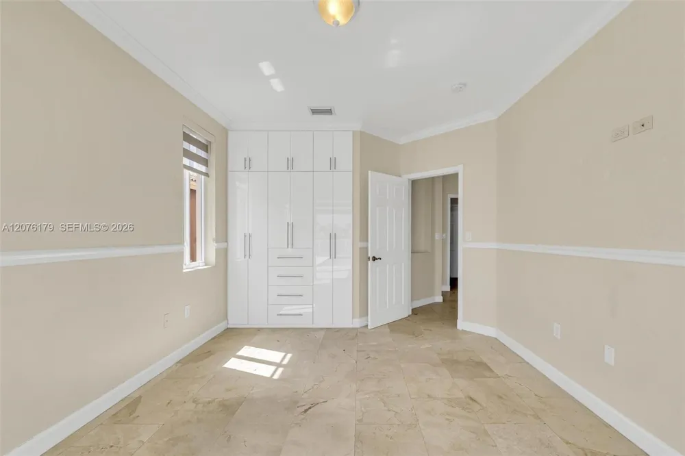 16237 SW 44th Ter #0 Miami, FL 33185