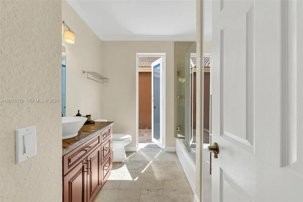 16237 SW 44th Ter #0 Miami, FL 33185