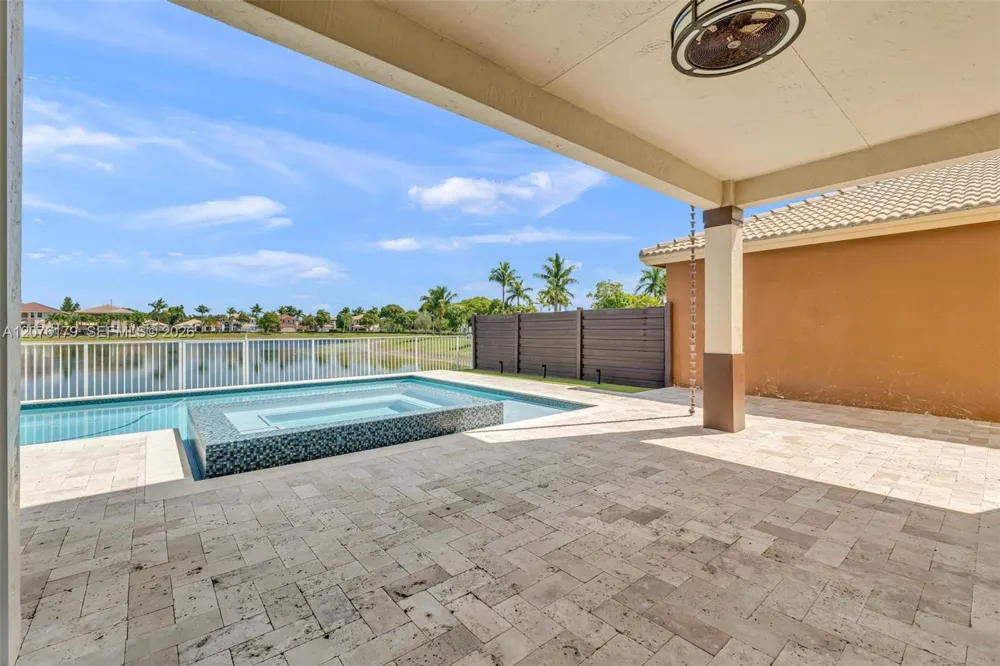 16237 SW 44th Ter #0 Miami, FL 33185