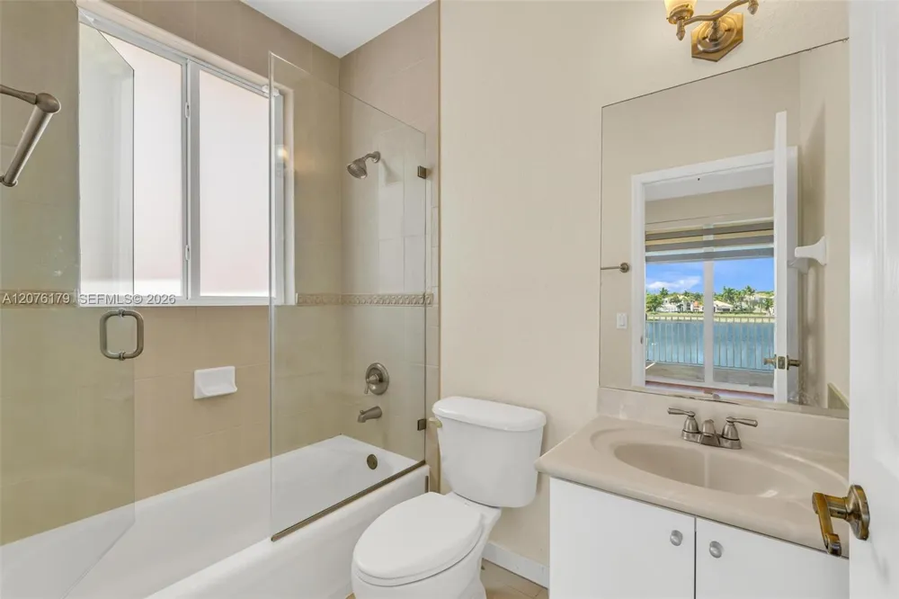 16237 SW 44th Ter #0 Miami, FL 33185