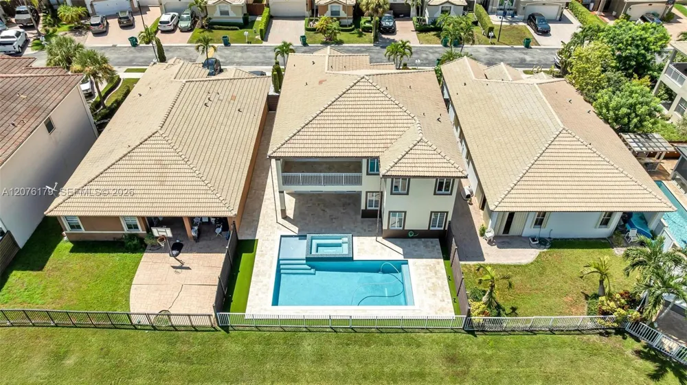 16237 SW 44th Ter #0 Miami, FL 33185
