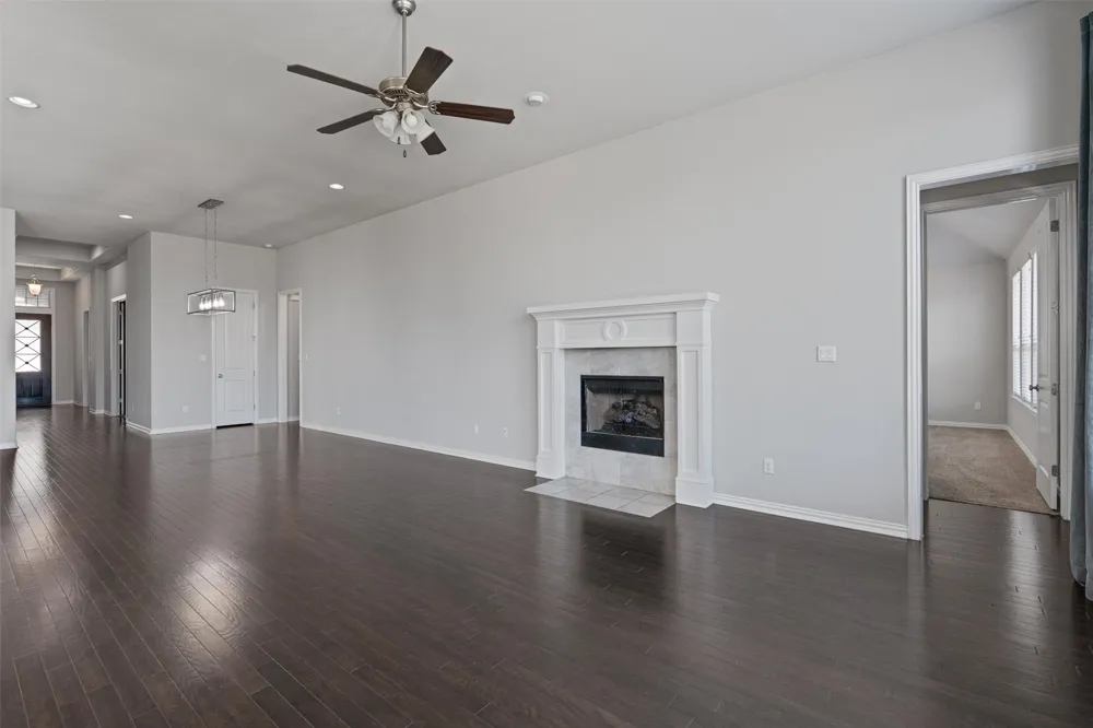 404 Miracle Rose Way Liberty Hill, TX 78642