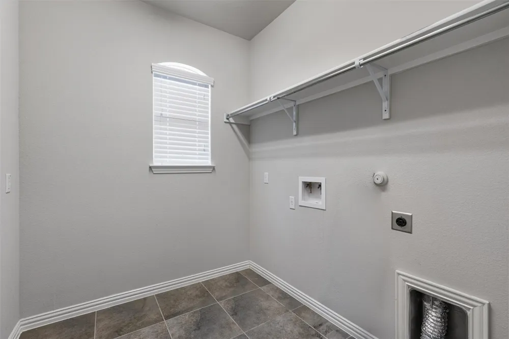 404 Miracle Rose Way Liberty Hill, TX 78642