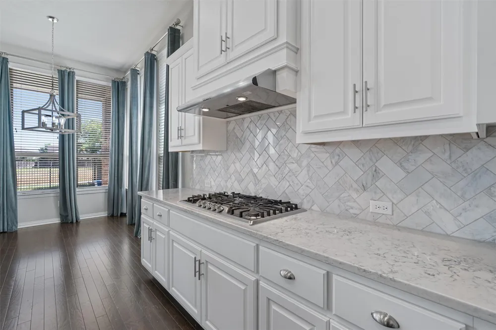 404 Miracle Rose Way Liberty Hill, TX 78642