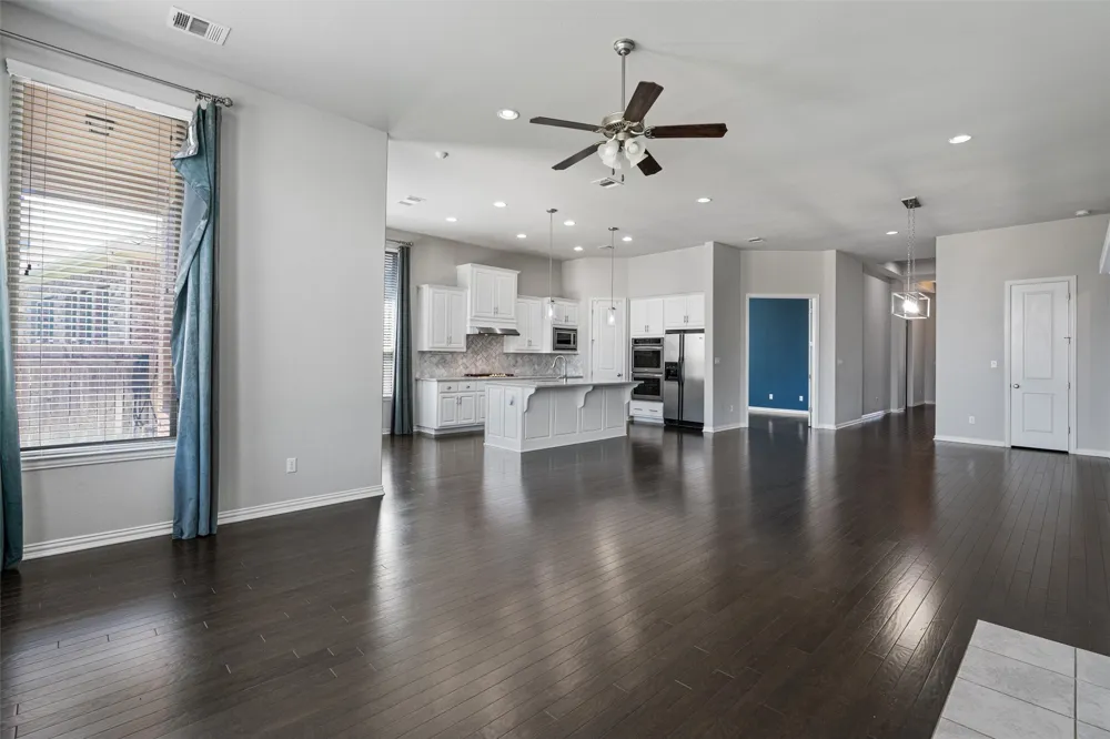 404 Miracle Rose Way Liberty Hill, TX 78642