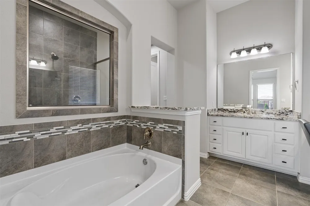 404 Miracle Rose Way Liberty Hill, TX 78642