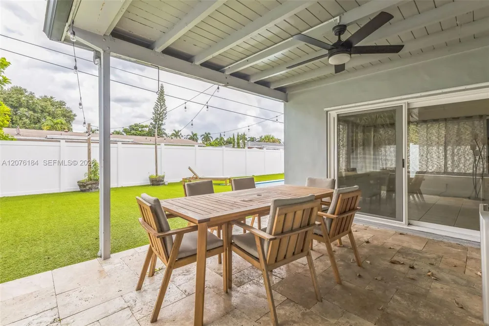 6931 SW 2nd St #0 Pembroke Pines, FL 33023