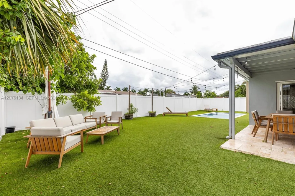 6931 SW 2nd St #0 Pembroke Pines, FL 33023