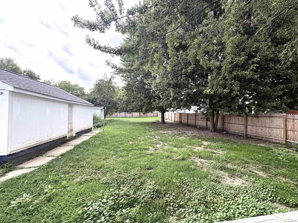 810 Division Street Adrian City, MI 49221