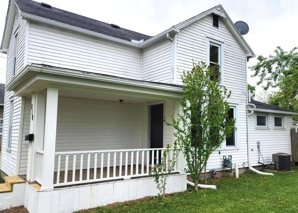 810 Division Street Adrian City, MI 49221