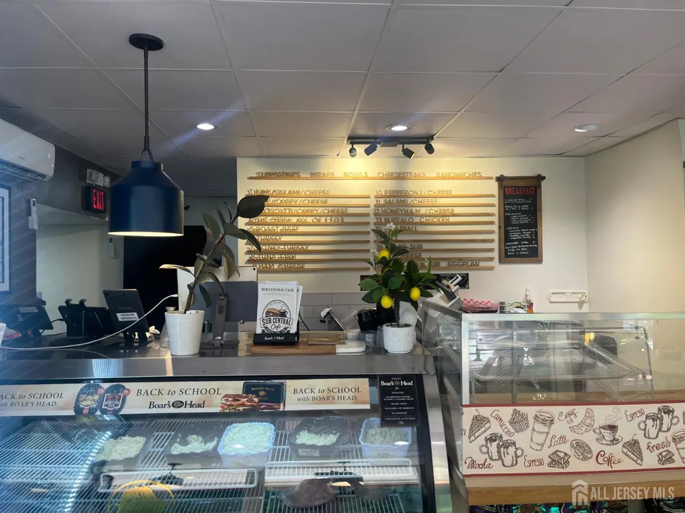 147 Route 27 Highway Edison, NJ 08820