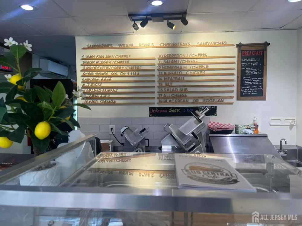 147 Route 27 Highway Edison, NJ 08820