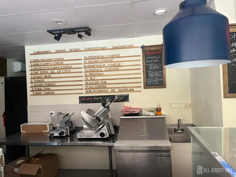 147 Route 27 Highway Edison, NJ 08820