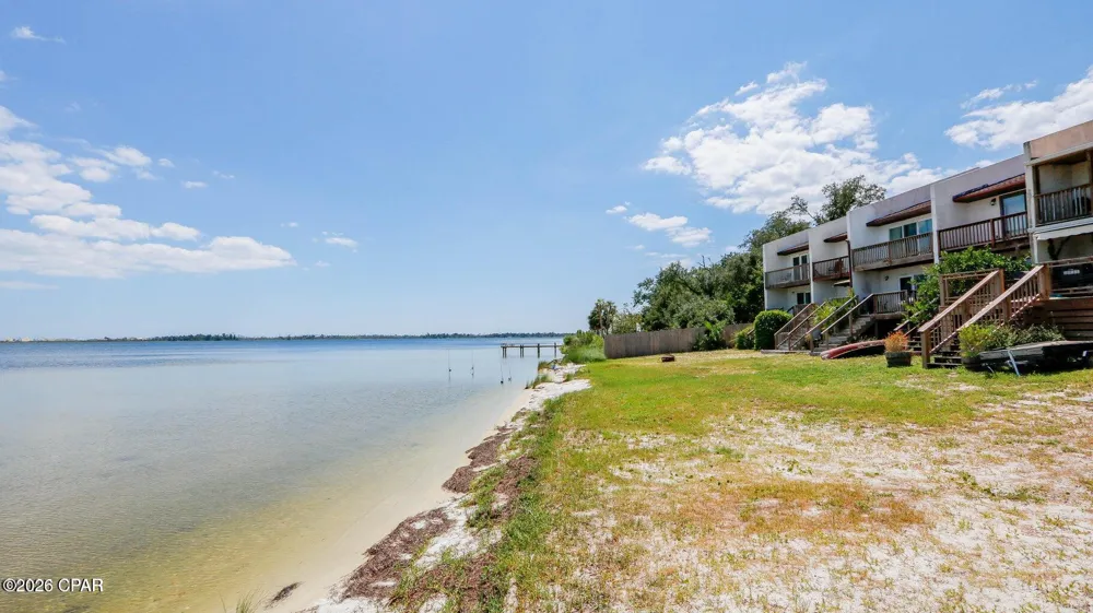 6445 Oakshore Drive Panama City, FL 32404