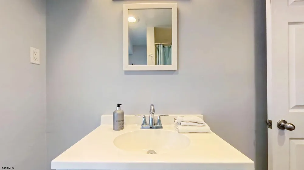 934 Haven unit 2 Ave Ocean City, NJ 08226