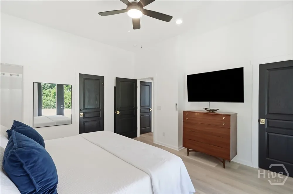 27 Morningside Drive Savannah, GA 31410