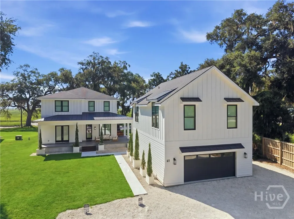 27 Morningside Drive Savannah, GA 31410