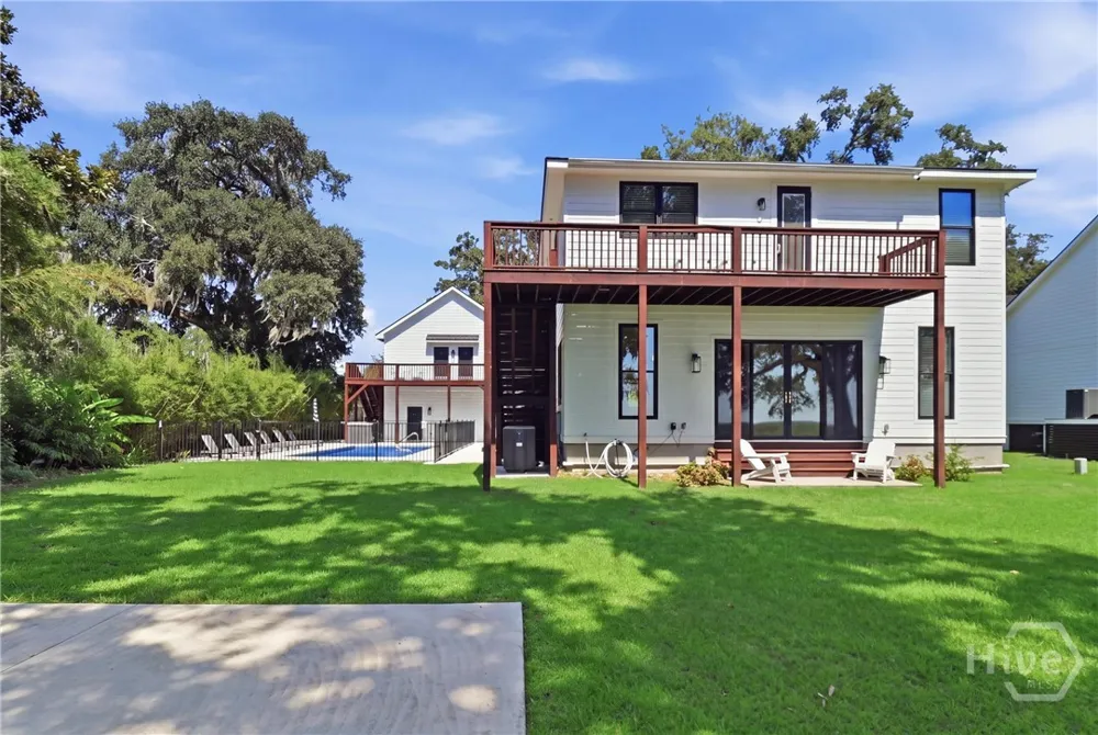 27 Morningside Drive Savannah, GA 31410