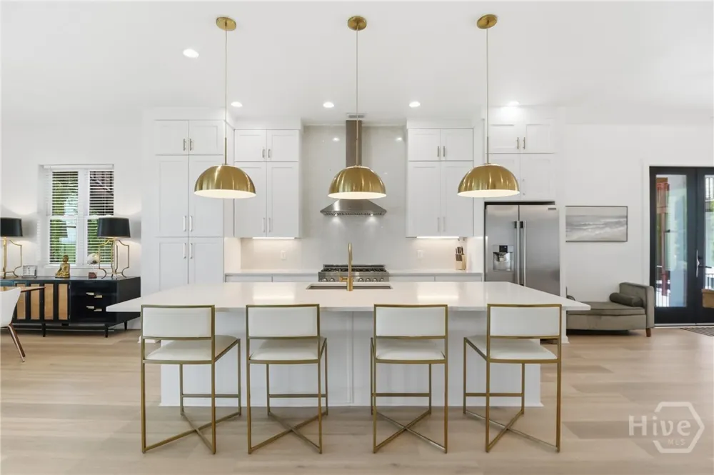 27 Morningside Drive Savannah, GA 31410