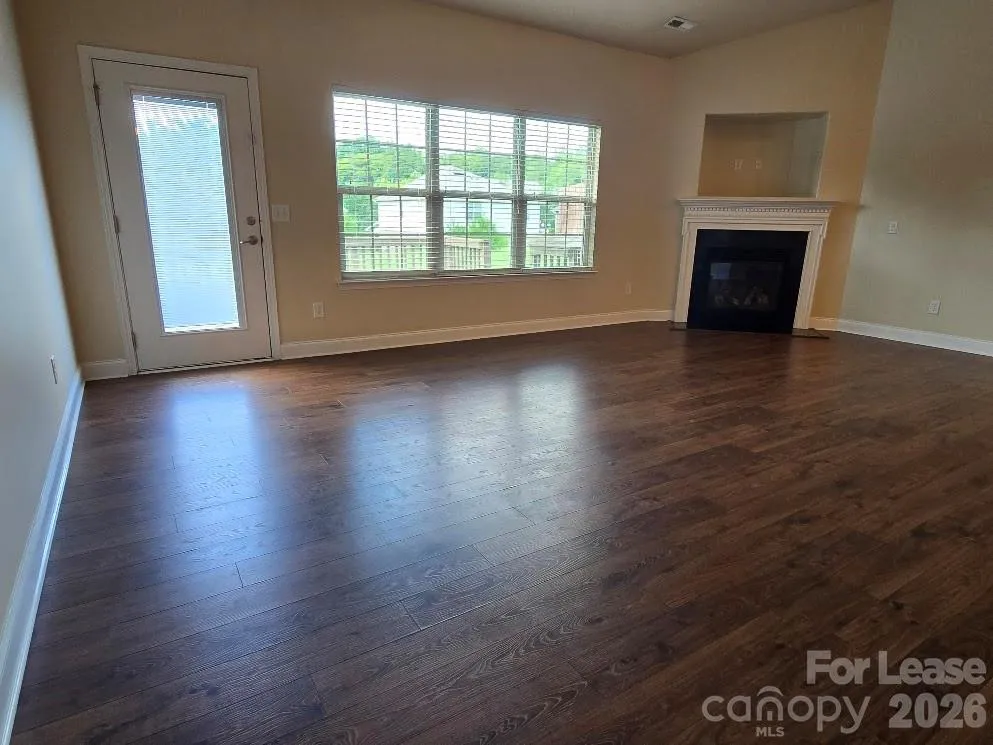 7231 Kenyon Drive Denver, NC 28037