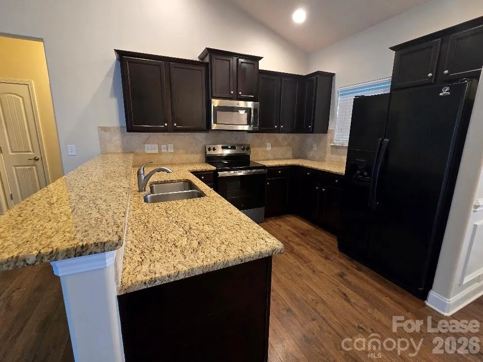 7231 Kenyon Drive Denver, NC 28037