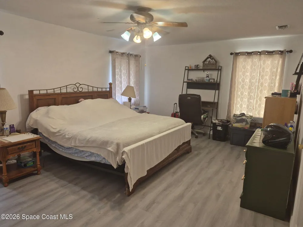 3351 Deer Lakes Drive E Melbourne, FL 32940