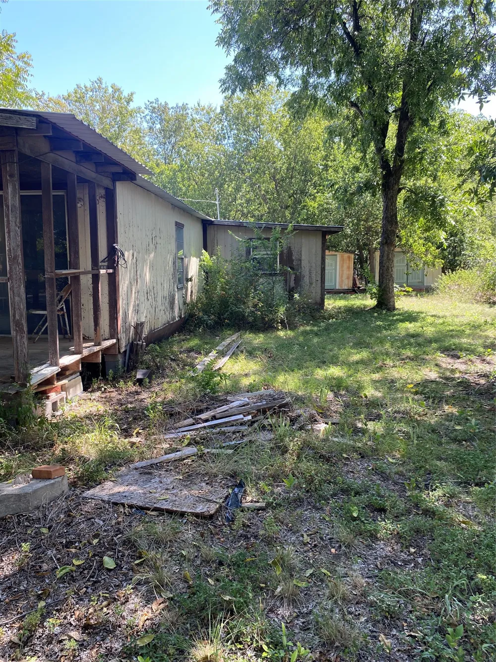 1411 S Frio Street Coleman, TX 76834