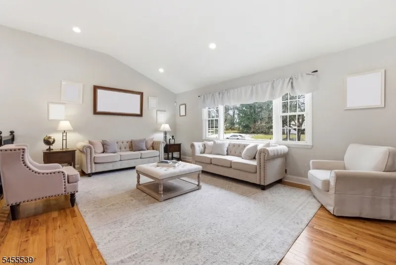 61 Queen Anne Dr Bernards, NJ 07920