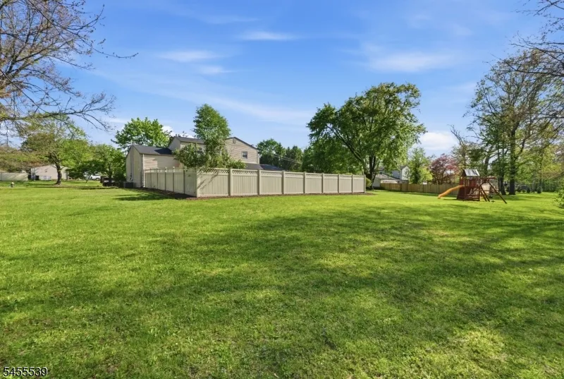 61 Queen Anne Dr Bernards, NJ 07920