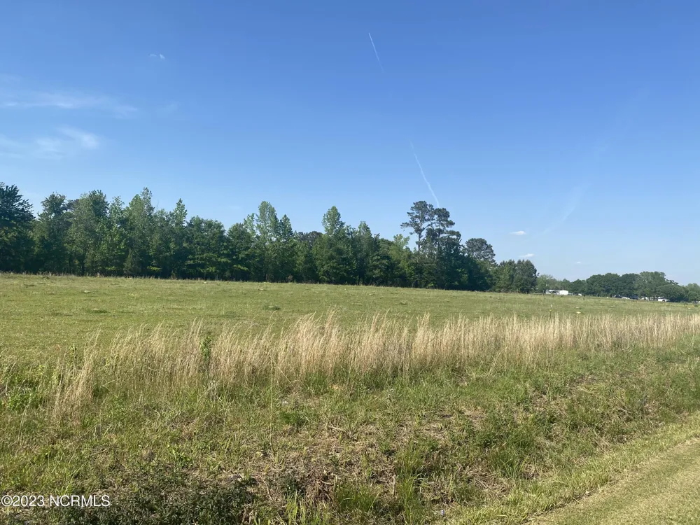353 Best Road Whiteville, NC 28472