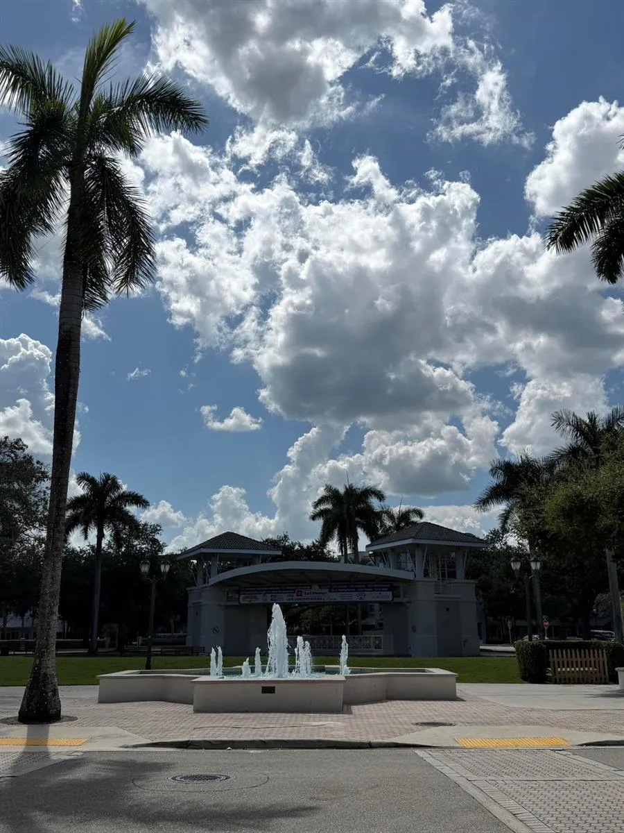 4823 CHANCELLOR DRIVE #23 Jupiter, FL 33458