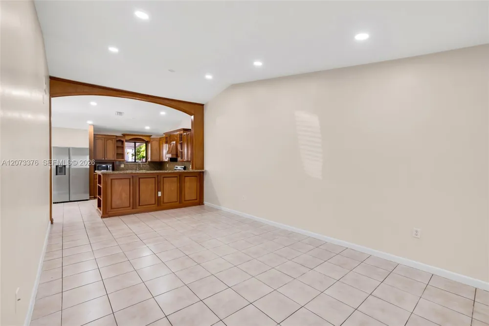 10212 NW 129th St Hialeah Gardens, FL 33018