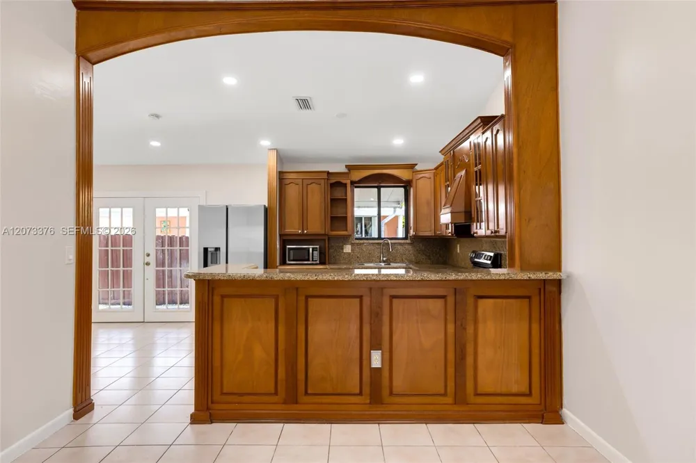 10212 NW 129th St Hialeah Gardens, FL 33018