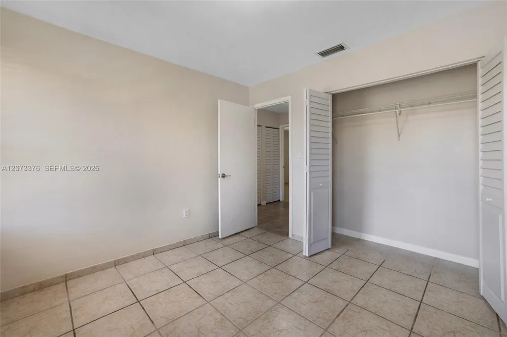 10212 NW 129th St Hialeah Gardens, FL 33018