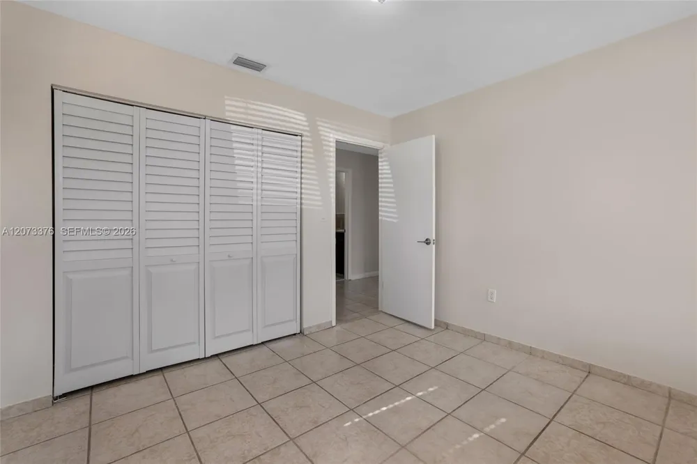 10212 NW 129th St Hialeah Gardens, FL 33018
