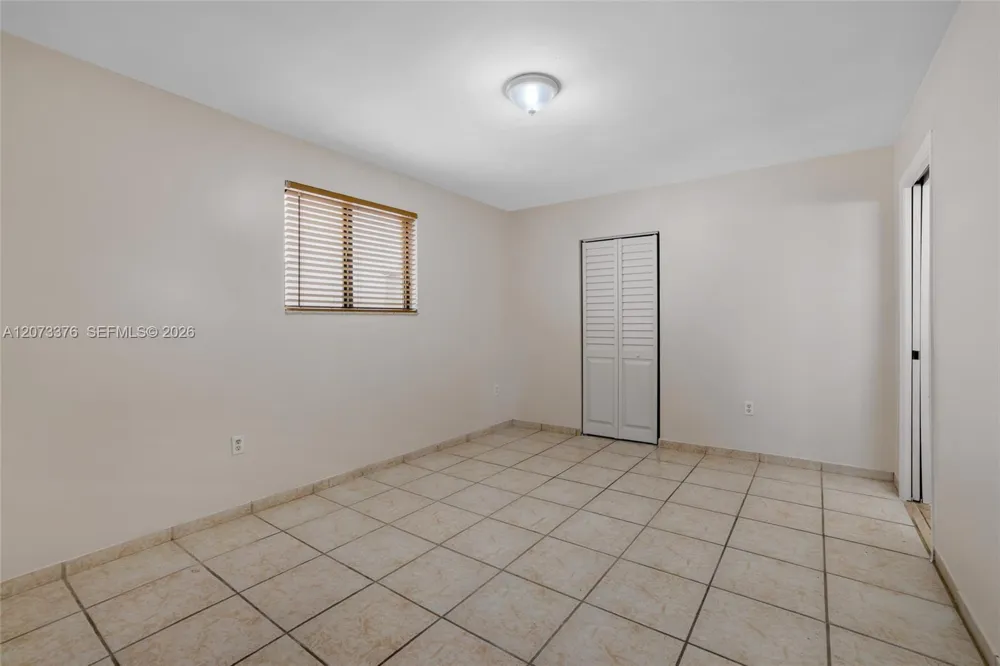 10212 NW 129th St Hialeah Gardens, FL 33018