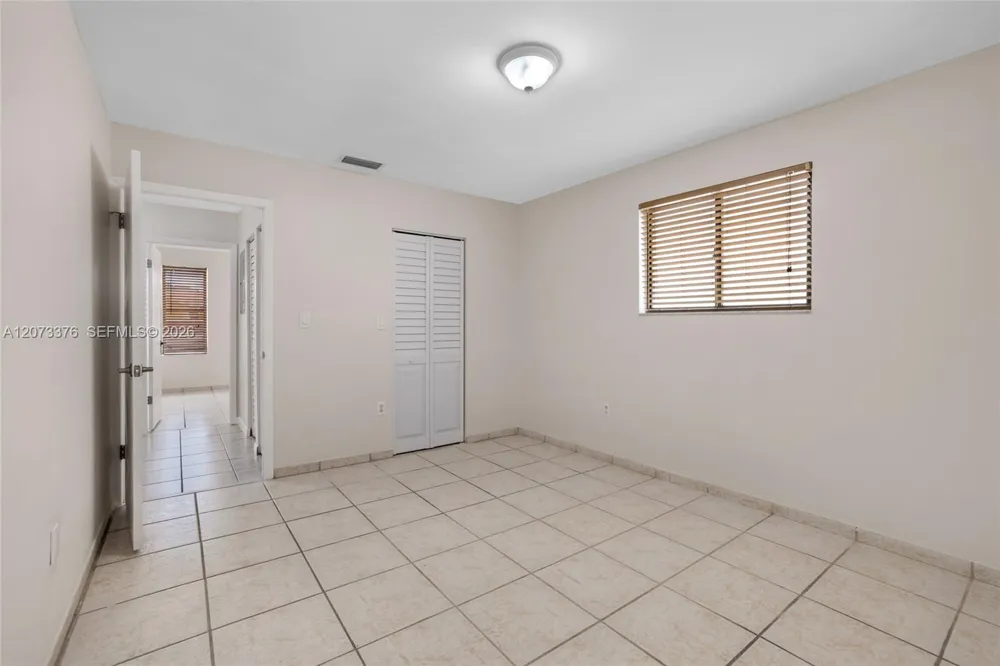 10212 NW 129th St Hialeah Gardens, FL 33018
